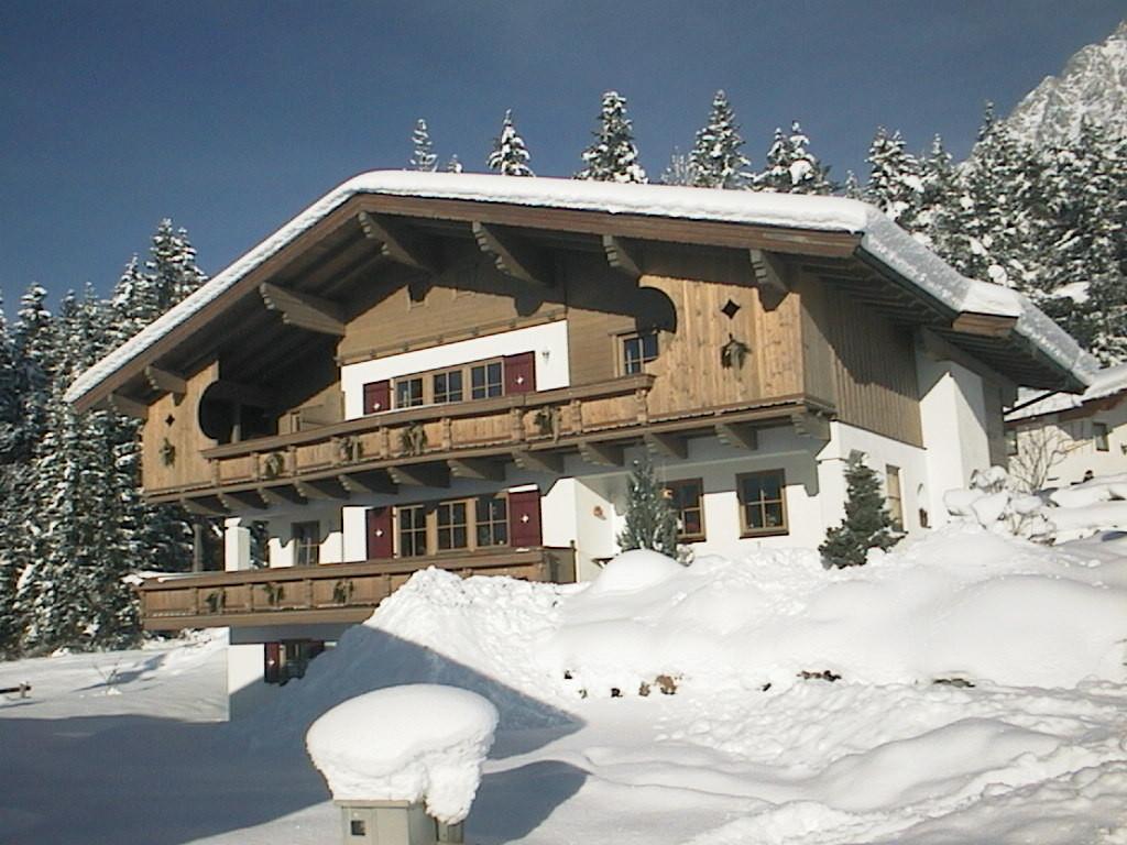 Landhaus Patricia เอลล์เมา ภายนอก รูปภาพ